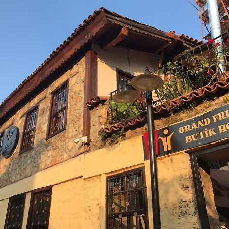 Grand Friends Bed & Breakfast Анталия Екстериор снимка